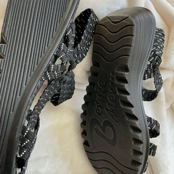 Bernie Mac Sandles - Picture 3 of 5